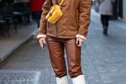 Ljepotica u odvažnom outfitu izgleda kao da je sišla s naslovnice modnog časopisa