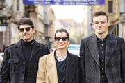 Trio s arhitekture ima sjajan smisao za modu: Toni nosi cool kaubojke, Karmen genijalan kaput, a Antonio odlične gležnjače