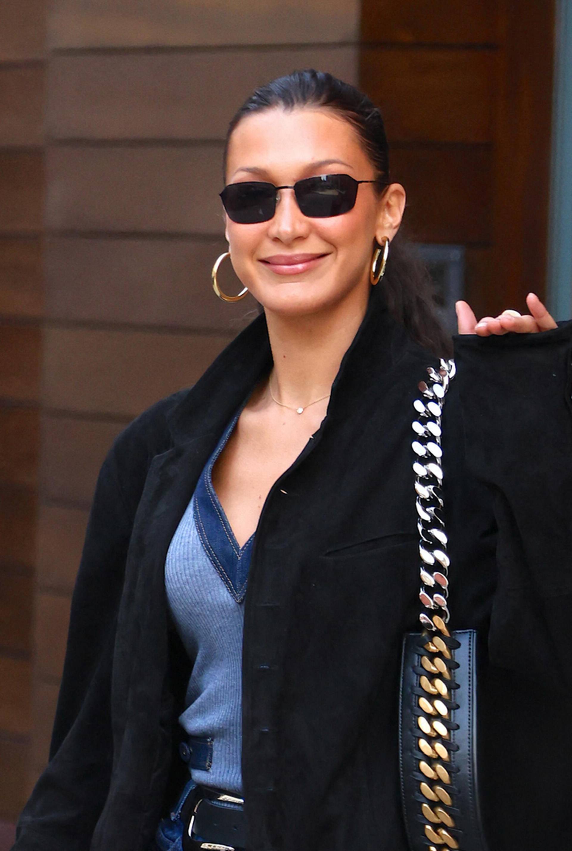 Bella Hadid 'isfurala' je vječne traperice kojima se predviđa velika popularnost u 2024. godini