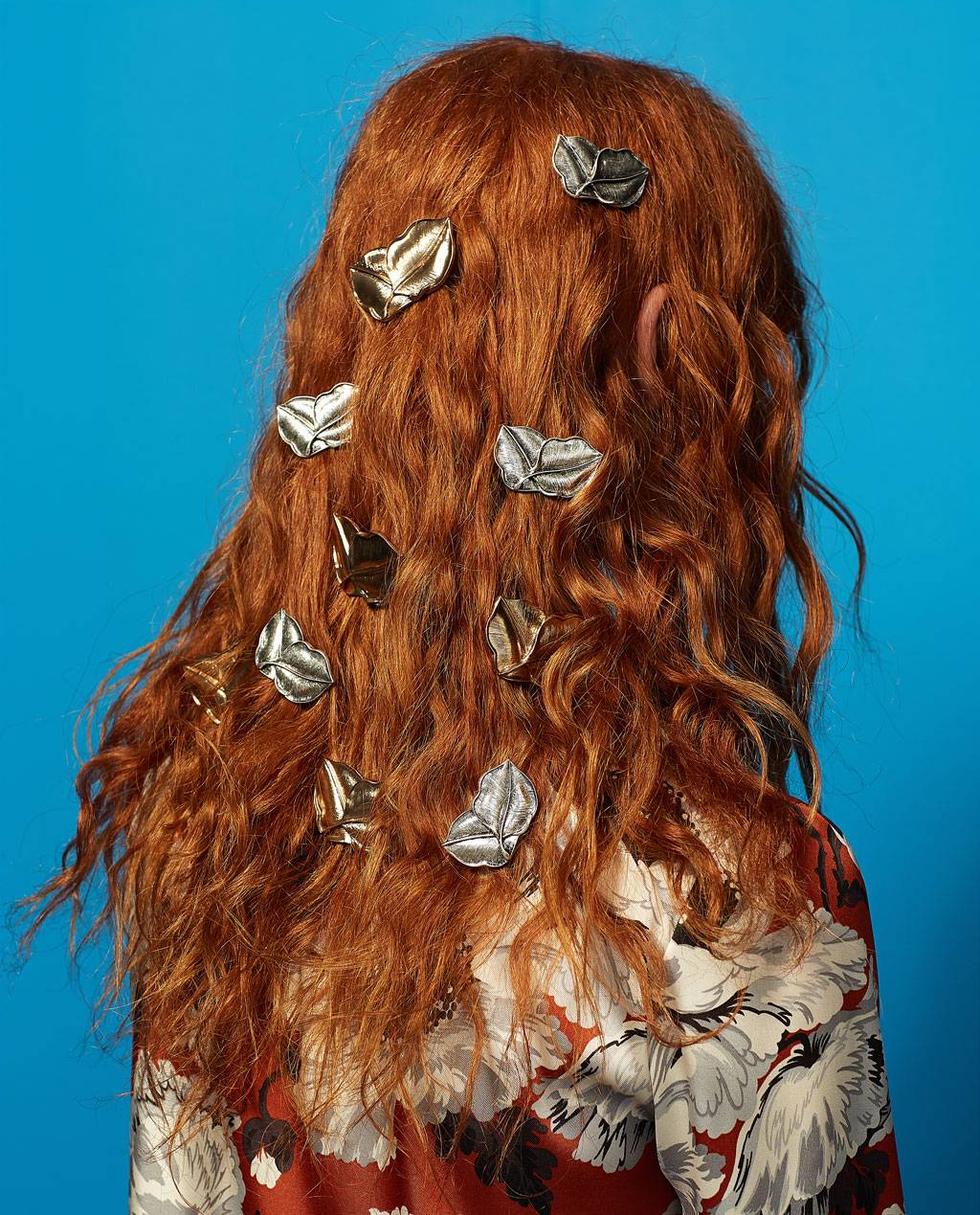 Kosa posuta lišćem?