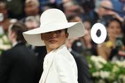 Još jedan genijalan look Zendaye na Met Gali: Odijelo inspiriranom vjenčanicom Biance Jagger iz 70-ih