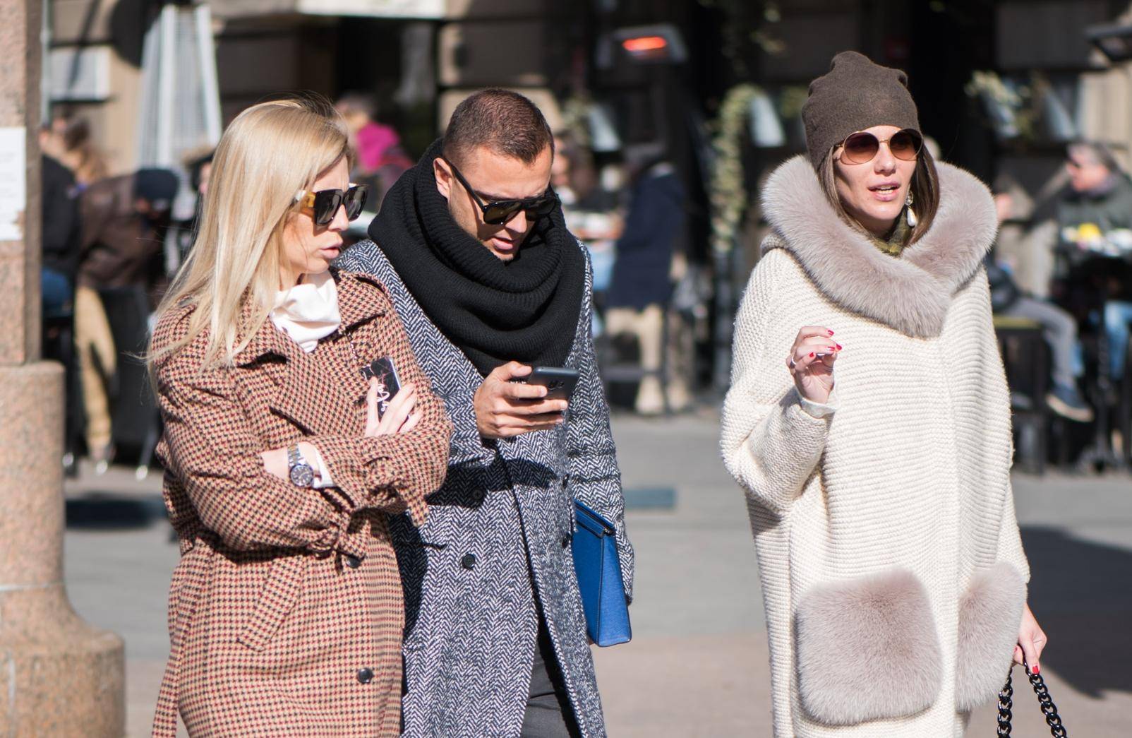 Pogledajte ovaj stylish trio sa špice: Nose sve najpoželjnije komade sezone!