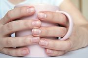 Stručnjaci otkrivaju što zapravo znače bijele mrlje na noktima i kako ih izbjeći