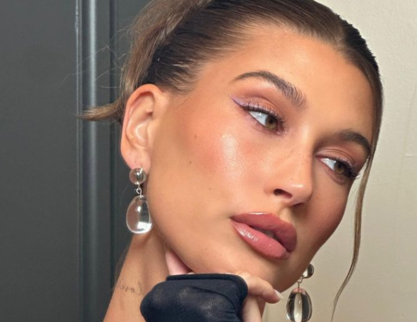 Do vizualno punijih usana u dva koraka: Trik voli i Hailey Bieber, a možete ga isprobati kod kuće