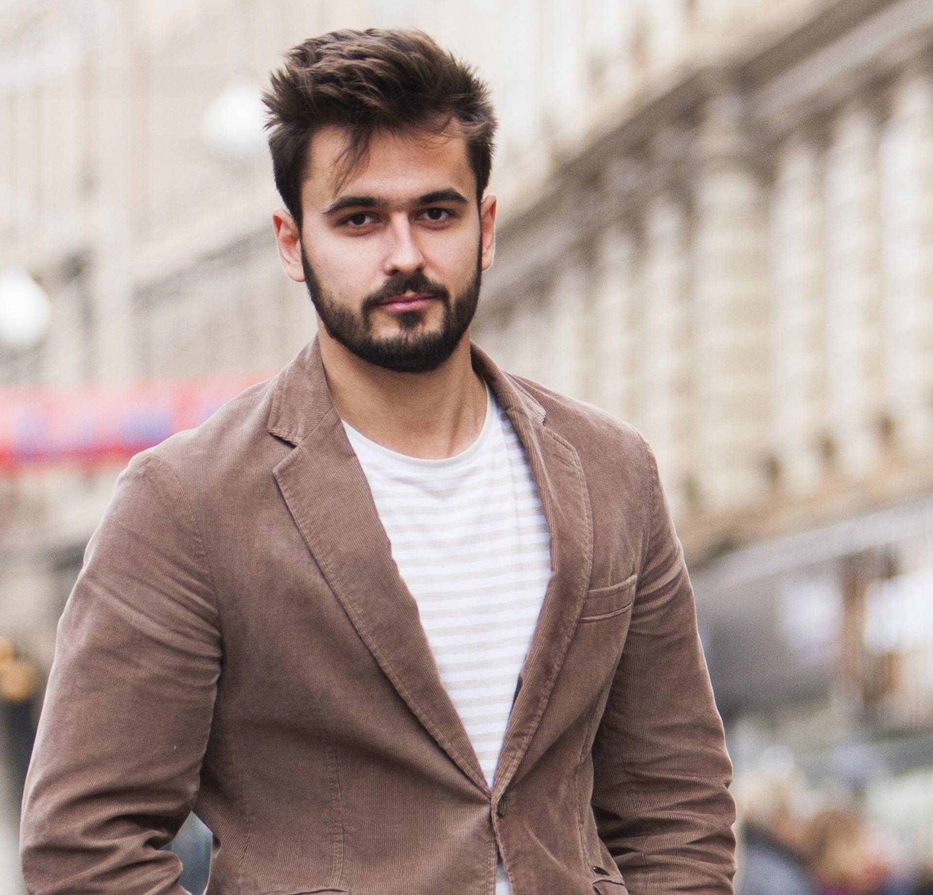 Stylish frajer: "Volim nositi boje i efektne uzorke, posebno na hlačama"