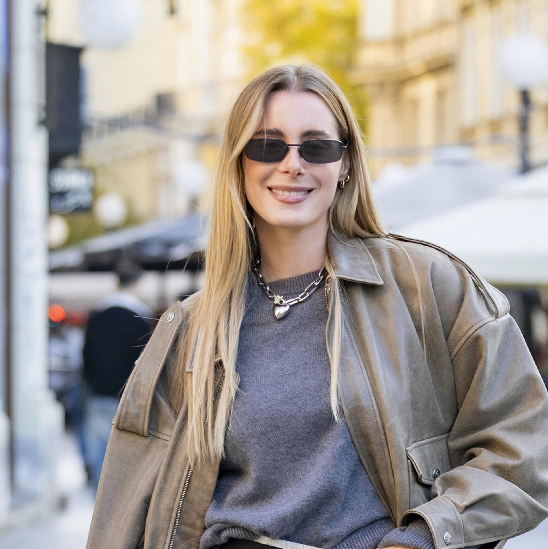 Nika Turković savršeno spaja eleganciju i ležernost: Nosi outfit koji ne bi svatko znao isfurati!