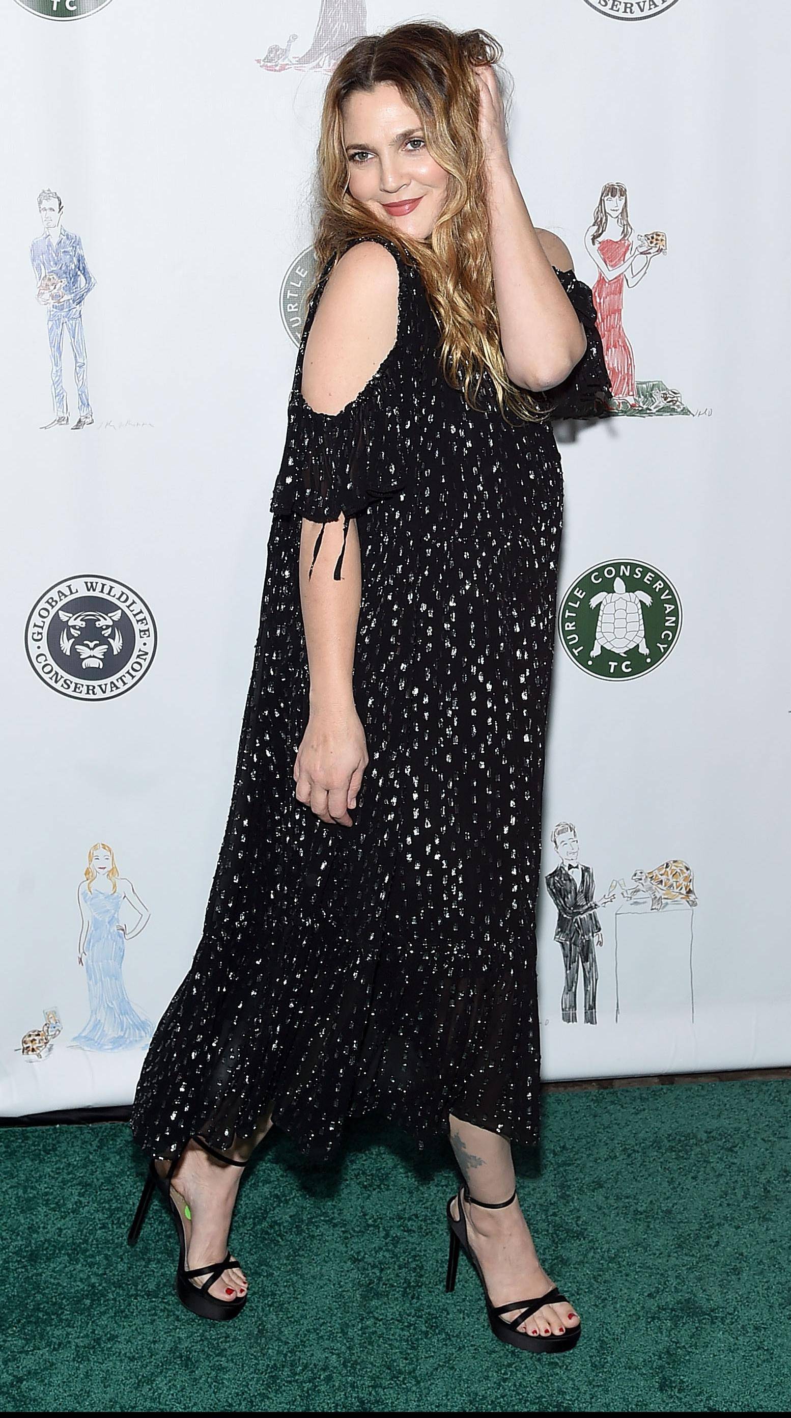 Okej, nikad nismo mislili da Drew Barrymore pati od ovakve (ženske) ovisnosti!