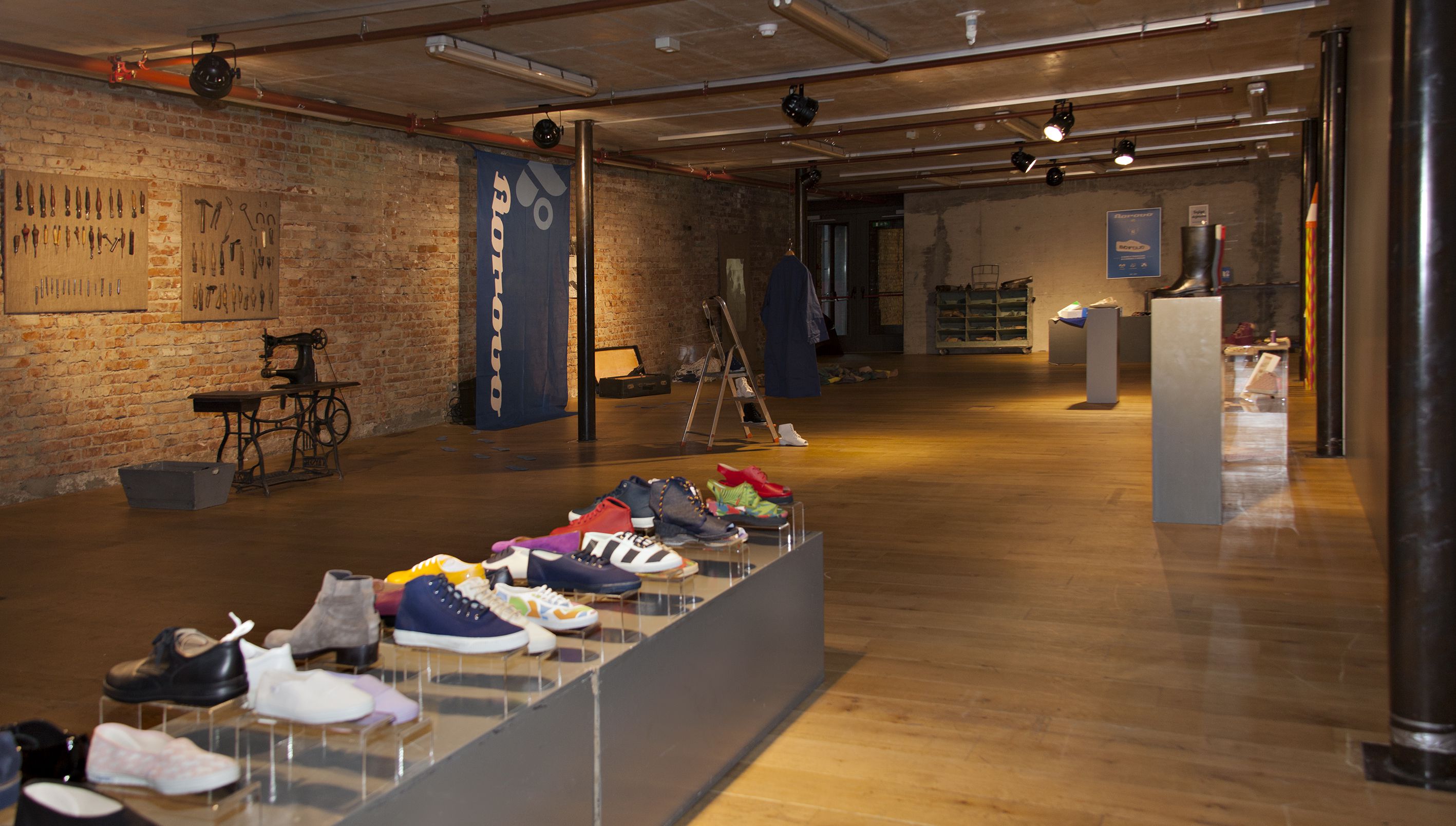 Otvorena izložba povijest cipele
