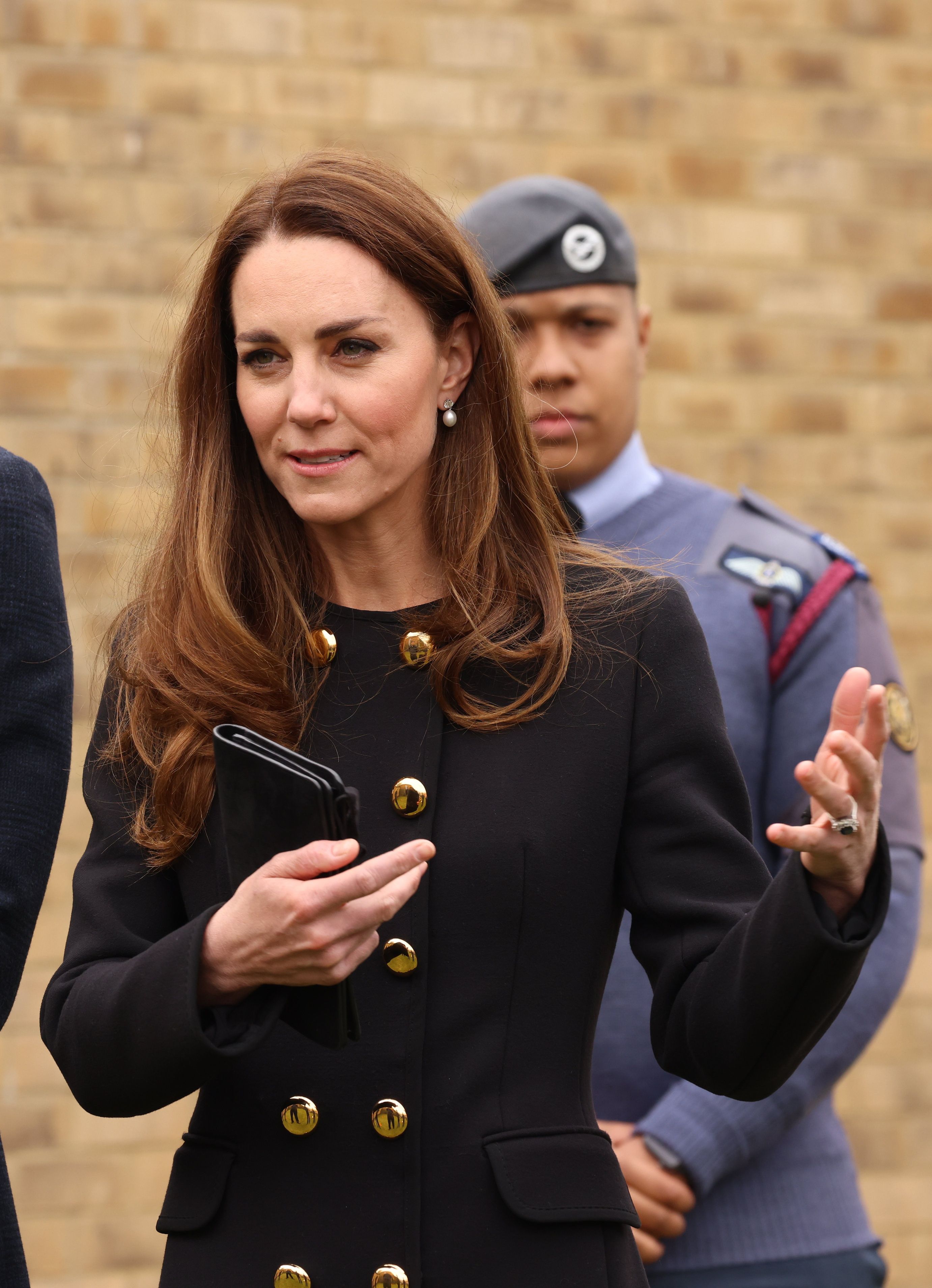 Je li Kate Middleton odabirom naušnica potajno odala počast kraljici Elizabeti?