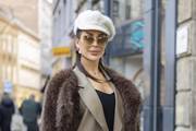 Genijalna bunda, trendi čizme i baš cool torbica: Prepišite modnu ideju dame čiji je stil nepogrešiv