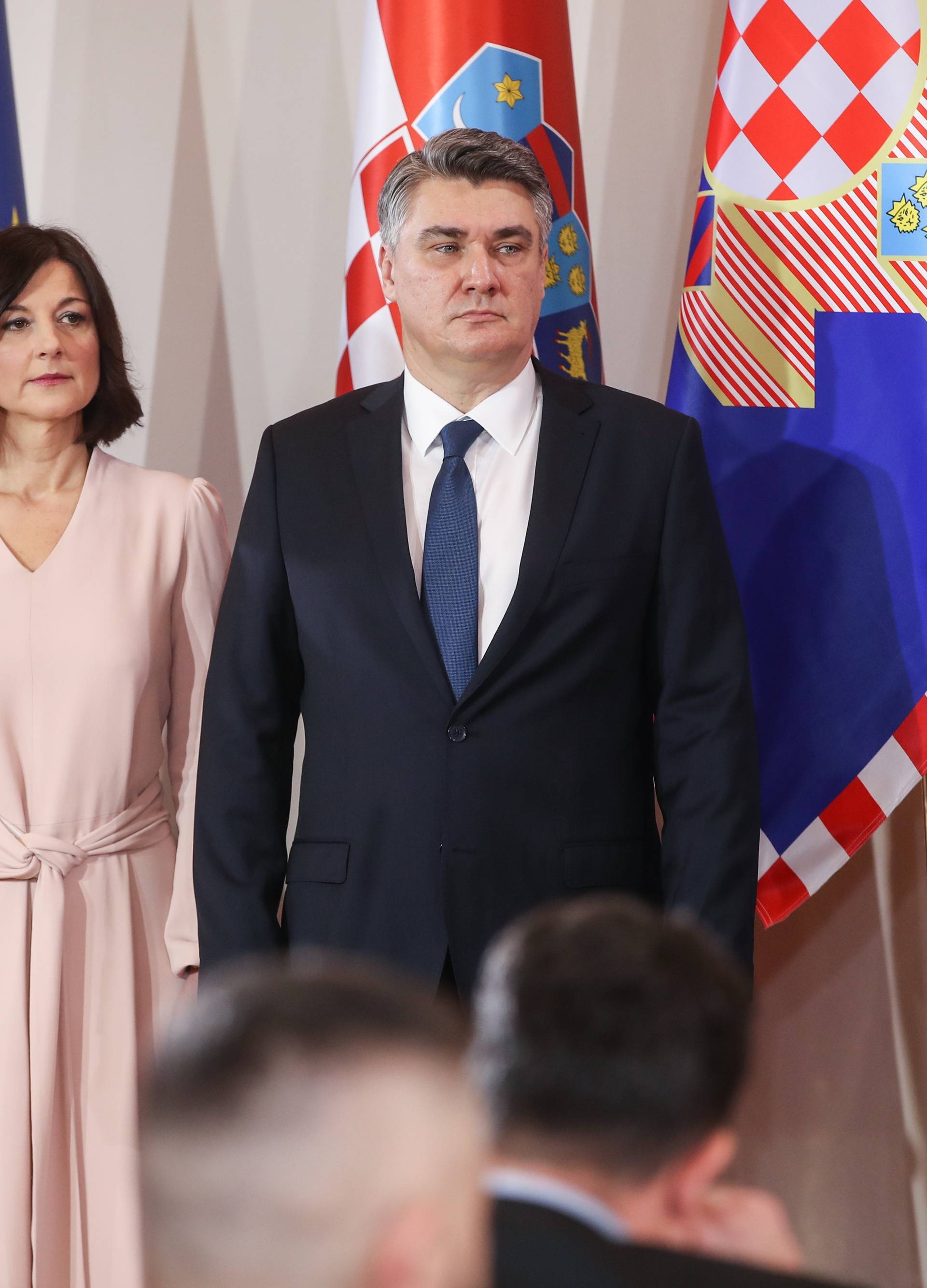 Pronašli smo gdje kupiti komade inspirirate outfitom Sanje Musić Milanović na inauguraciji