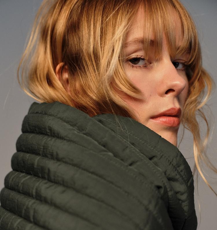 Antisocijalne jakne - značenje trenda koji ima ulogu da nas učini "nevidljivima" u eri ekstremne eksponiranosti