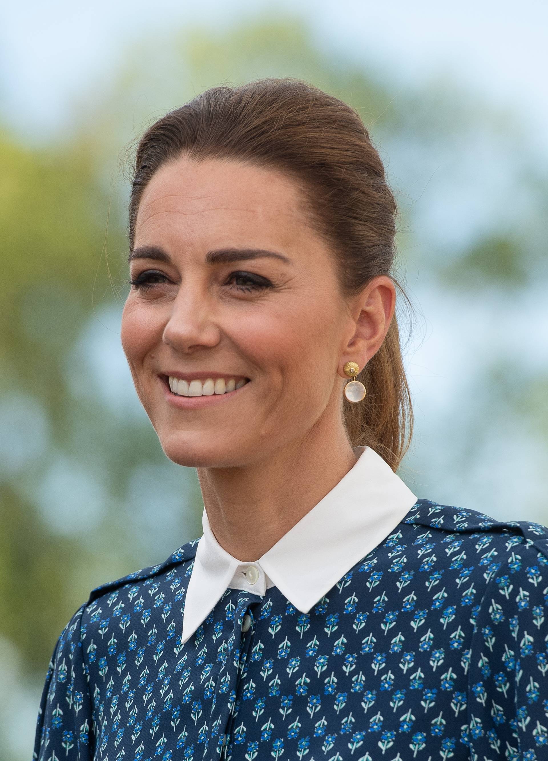 Ukradite kraljevsku ideju: Kate Middleton u outfitu koji može biti inspiracija za sve ljetne svečanosti