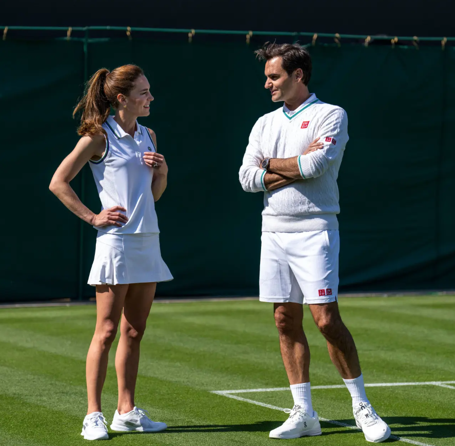 U sportskom kompletu za Wimbledon: Kate Middleton snimila je spot s teniskim velikanom Rogerom Federerom!