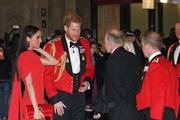 Crveno od glave do pete: Meghan Markle zna kako privući pozornost u haljini od 11 200 kn