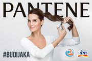 Iva Balaban donirala kosu u Pantene "Budi jaka" kampanji