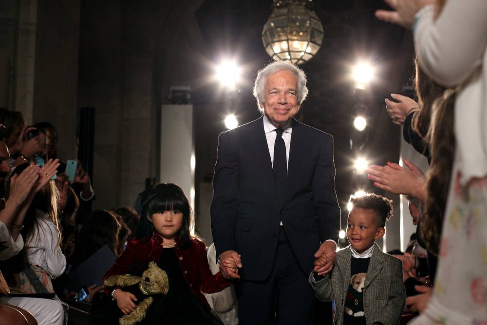 Ralph Lauren donira 10 milijuna dolara u borbi protiv koronavirusa i počinje proizvoditi zaštitnu opremu