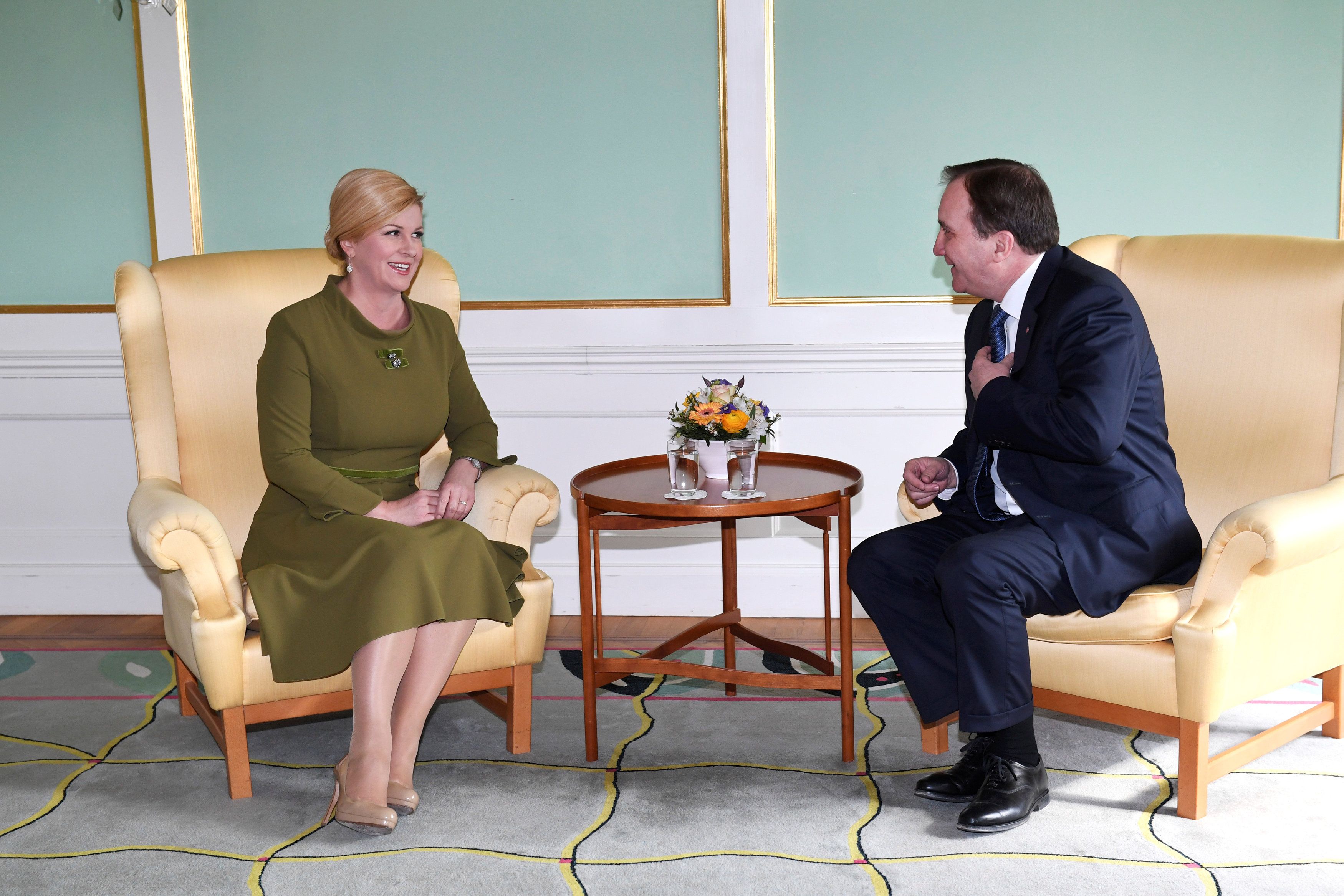 Što je predsjednica odjenula za susret sa švedskim kraljem?