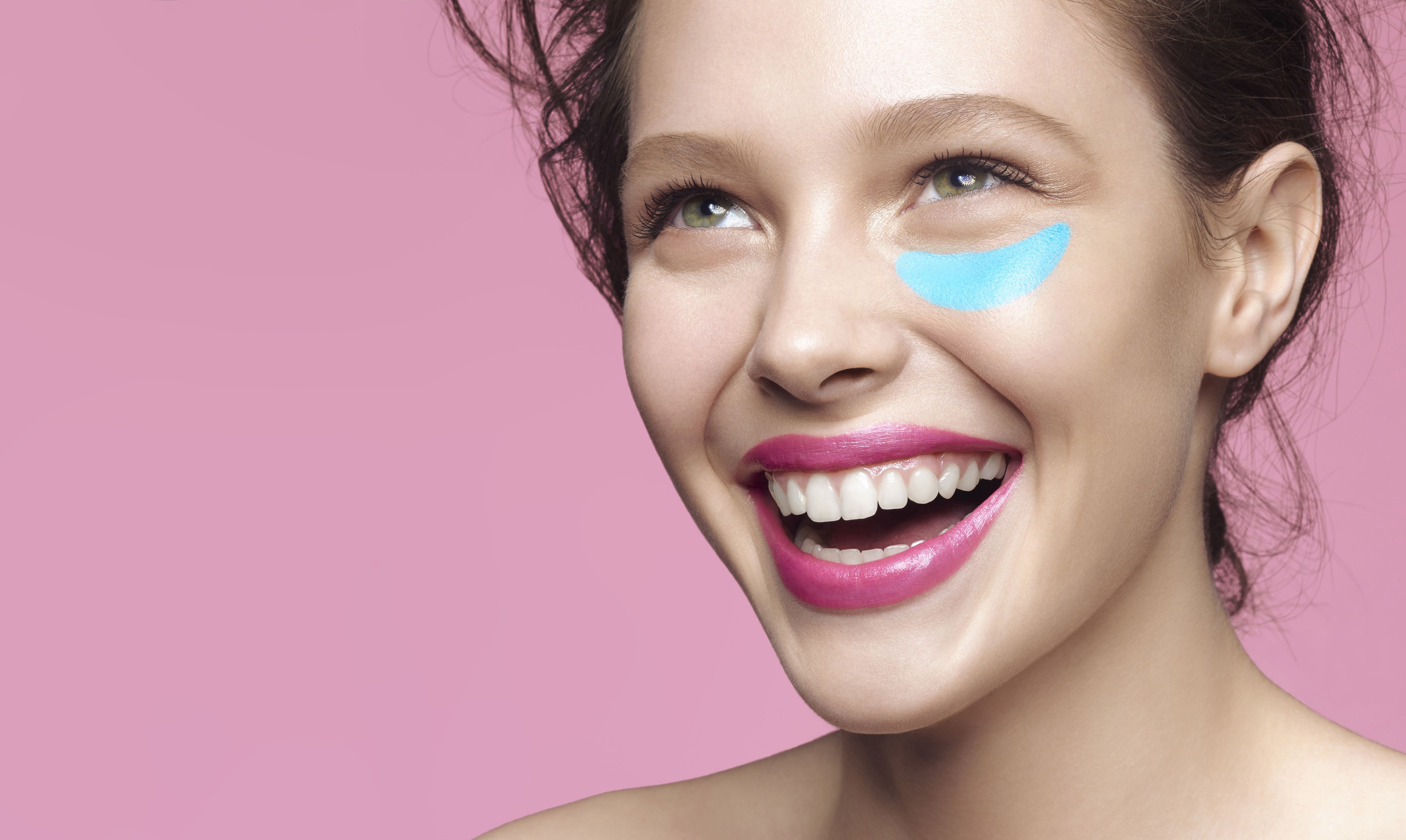 Novi webshop koji će oduševiti sve ljubiteljice makeupa