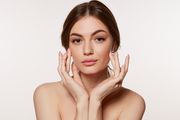 Čišćenje, hidratacija i maske: Evo kako najbolje pripremiti kožu za party make-up