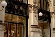 Dior i Armani pod povećalom radi nezakonitih praksi u radu: Kazne mogu biti i do 10 milijuna eura!