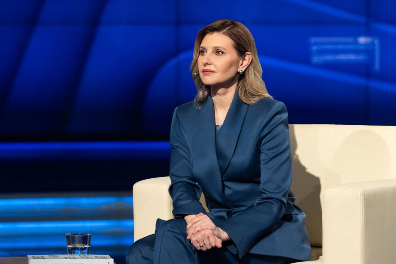 Olena Zelenska poznata je po ljubavi prema odijelima: Na jedno mjesto izdvajamo najbolje kombinacije
