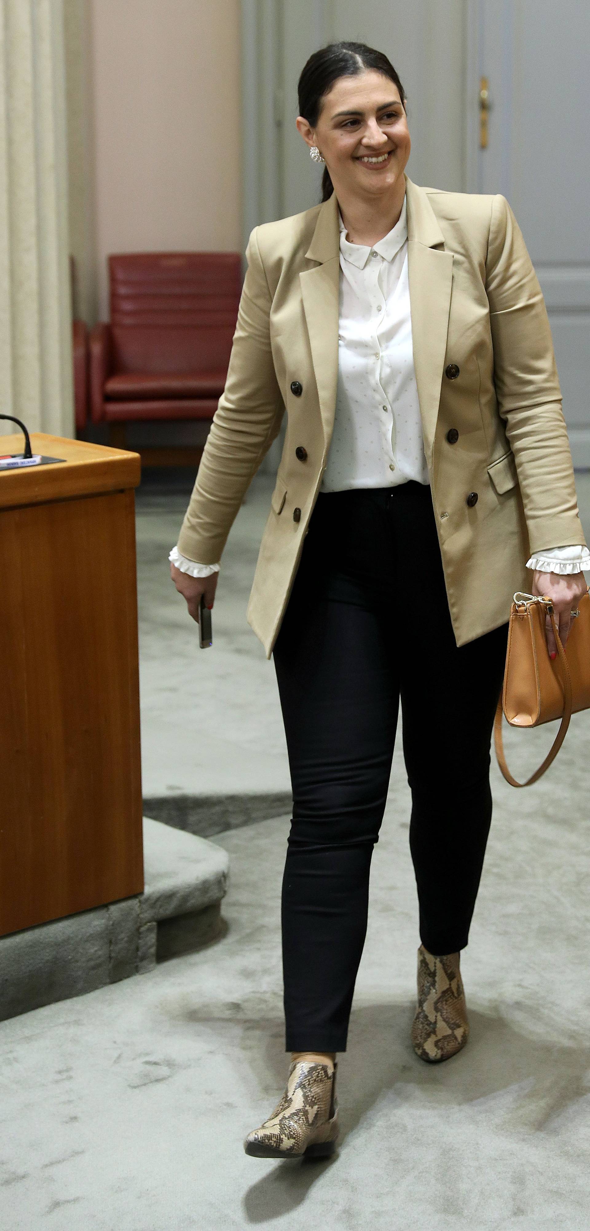 Ivana Lesandrić Ninčević odustala od jednobojnih kombinacija?