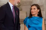 Kraljica Letizia elegantnu haljinu savršeno je uparila uz jednostavne i udobne sandale