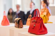 Luksuzni brend Hermès u pravnoj borbi: Kupci ga tuže jer im ne želi prodati Birkin torbe