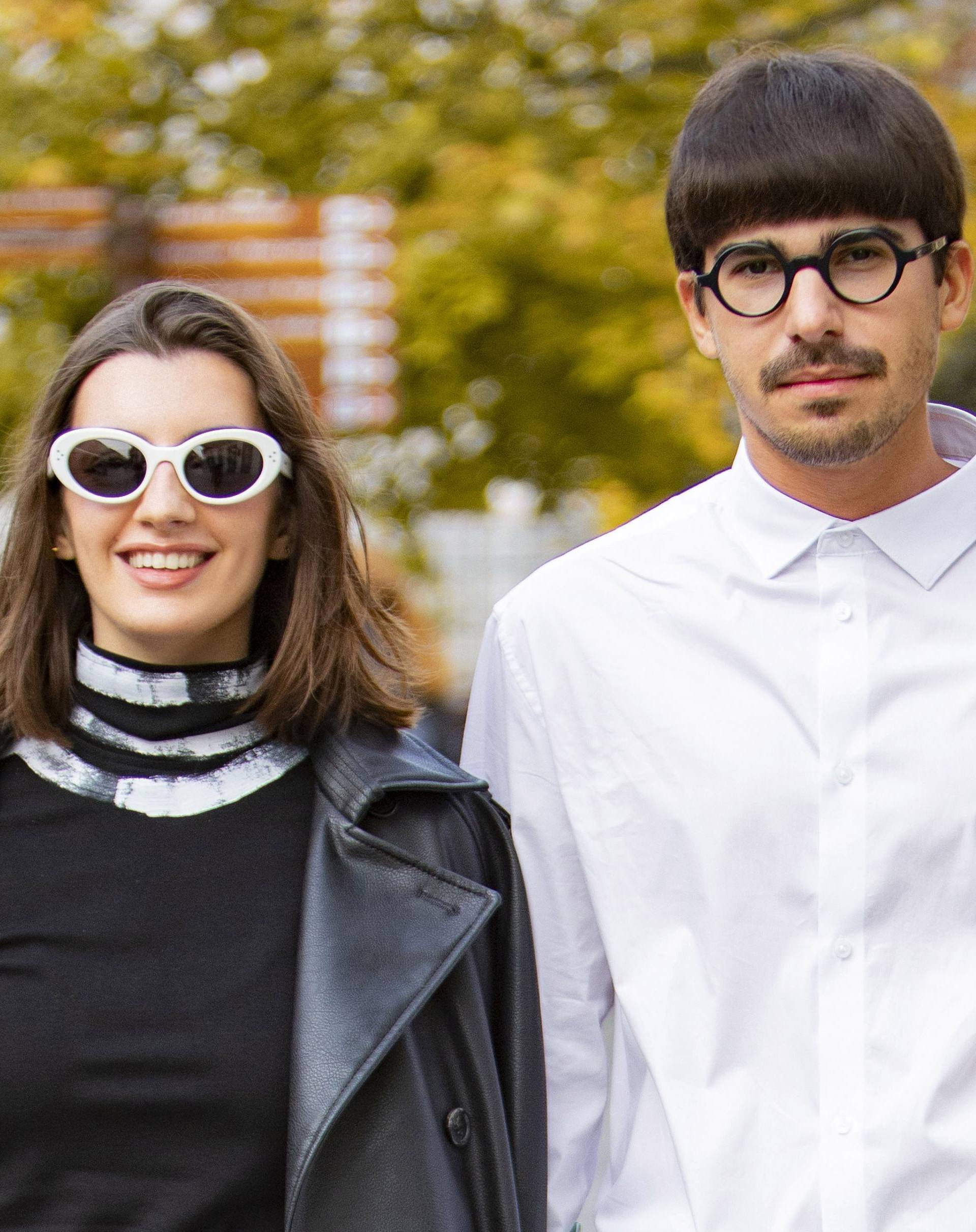 Studenti arhitekture pokazali netipične outfite: Oboje nose crno-bijelo, no kombinacije nisu nimalo monotone!