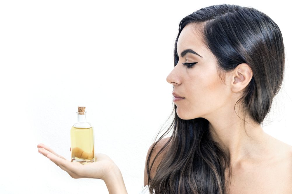 Treba li koristiti maslinovo ulje kao dio beauty rutine? Evo što o tome kažu stručnjaci