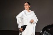 Meghan Markle zasjala u Balenciagi s potpisom Pierpaola Picciolija i pokazala novu eru kraljevskog minimalizma