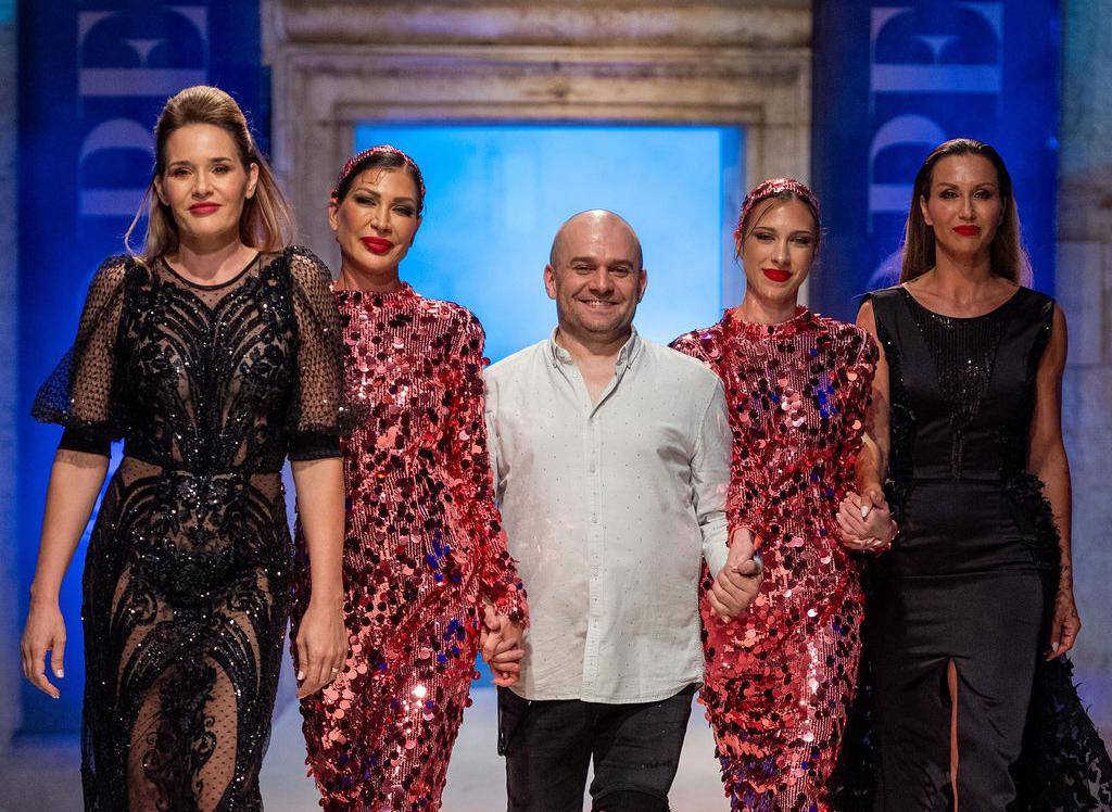 Romantika 50-tih i blistavi glamur 80-tih pod zvijezdama: Ivica Skoko predstavio novu kolekciju u Trogiru