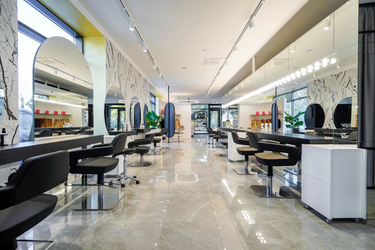 Zavirite u najljepši frizerski salon u Hrvatskoj koji svojim uređenjem stoji uz bok salonima svjetskih metropola - Salon Franić
