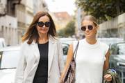 Mama i kći znaju kako klasiku kombinirati s trendovima: Čizme poput njihovih obilježit će i ovu hladnu sezonu