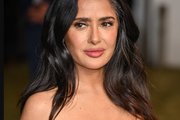 Manje je više: Salma Hayek dokazala da je minimalizam novi luksuz na crvenom tepihu