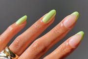 Zeleni nokti su najtraženija nijansa ovog mjeseca; inspirirajte se ovim dizajnima