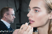 5 beauty trendova s jesenskih modnih pista