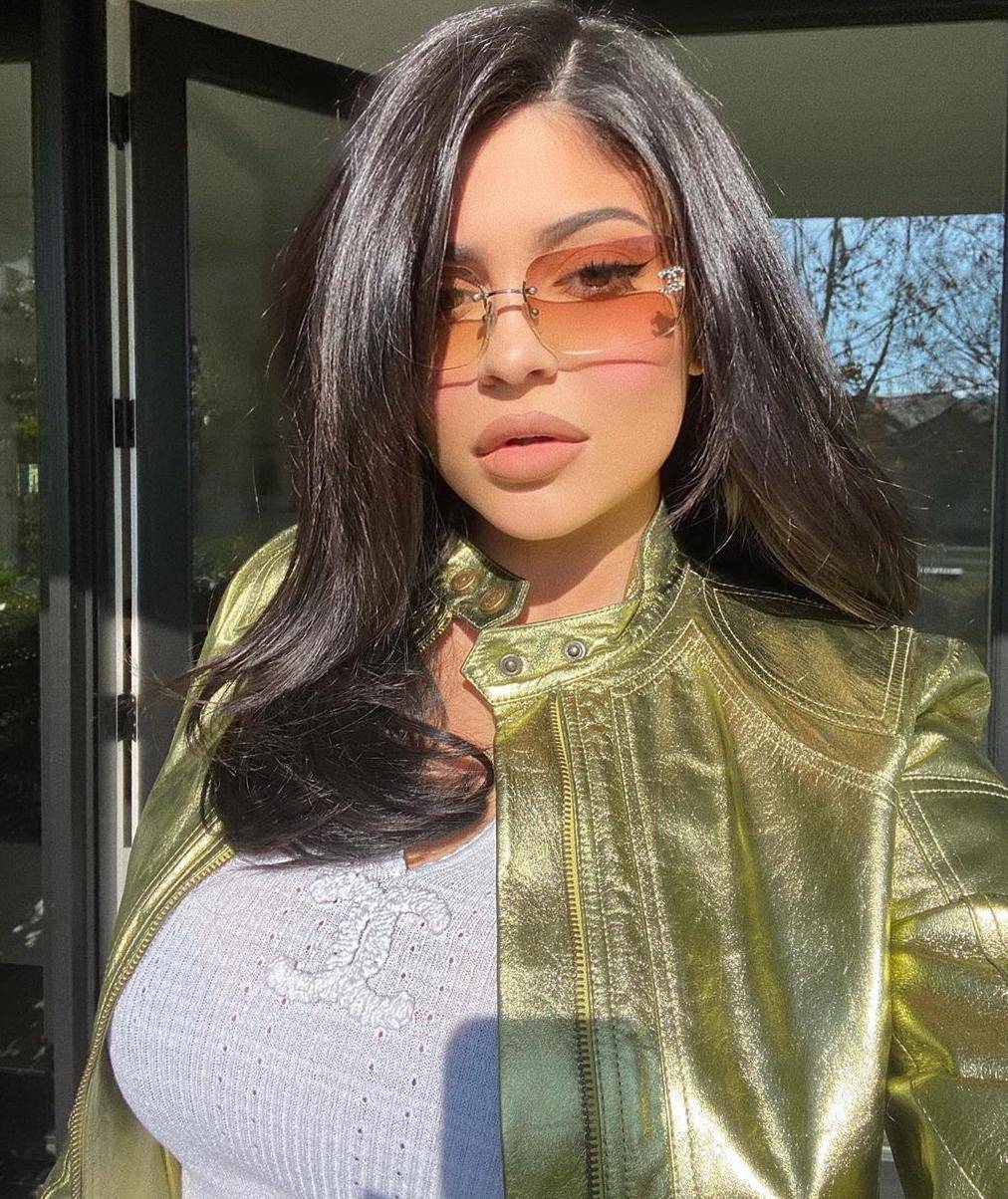 Kylie Jenner nosi modni dodatak kojeg bi većina najradije ostavila u prošlosti!