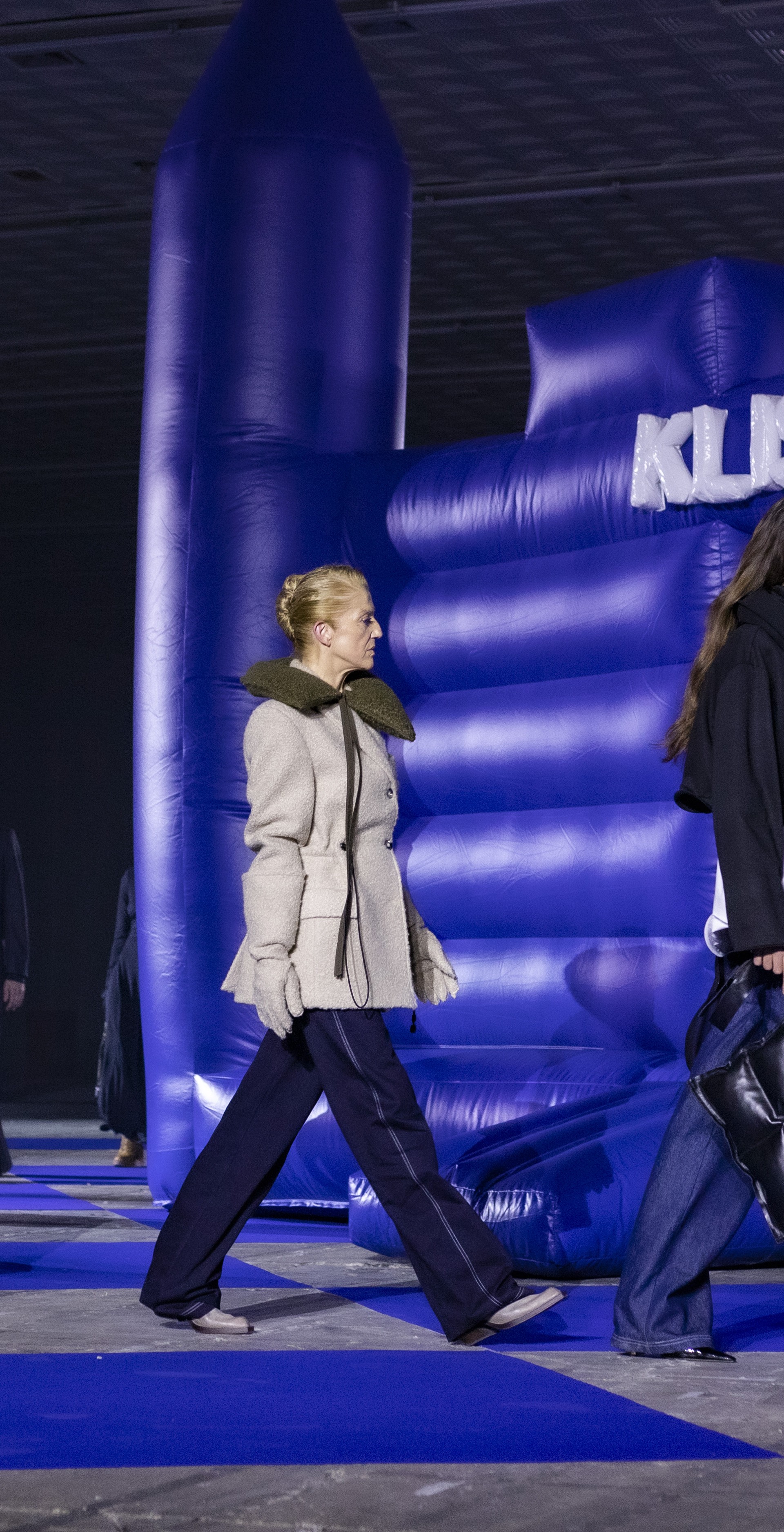 Eklektična slojevitost; Modni dvojac Klisab predstavio novu pret-a-porter kolekciju "Svog dvorca kralj"