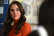 Vibrantna narančasta za wow-dojam: Kate Middleton ponovno blista u savršenom zimskom kompletu