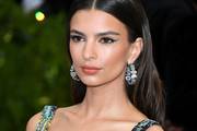 Ne pomaže joj ni seksepil: Emily Ratajkowski napravila modnu katastrofu