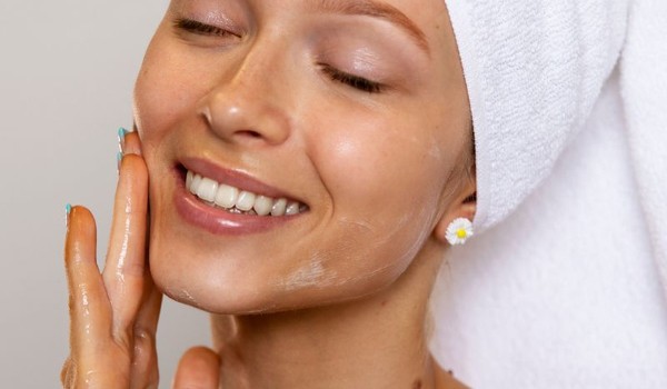 Je li aloe vera doista dobra za kou? Dermatolog otkriva istinu te kako je  pravilno koristiti | Diva