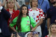 Mnogi poznati bodre hrvatsku reprezentaciju s tribina, među njima je i prekrasna Helena Livaković u golmanskom dresu