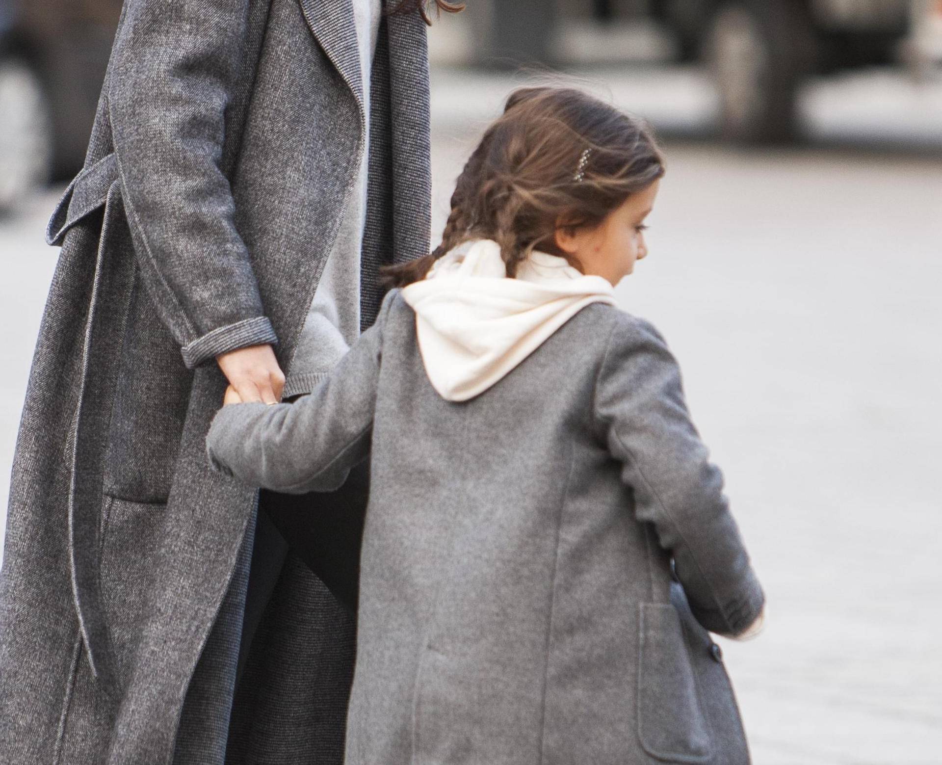 Najslađi stylish duo: Mama i kćer u istim jesenskim kombinacijama