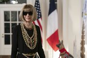 Za večeru u Bijeloj kući, Wintour 'prekršila' svoje modno pravilo? Izbor je 'pao' na Chanel komplet iz 1983.