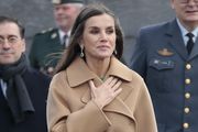 Nikad ne izlazi iz mode: Ako kupujete novi kaput, razmislite o ovom kakvog nosi kraljica Letizia