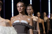 eNVy room oduševio novom kolekcijom: Slavlje snage, teatralnosti i suvremene ženstvenosti