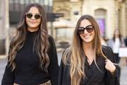 Jedna u leopard-suknji, a druga u must have trapericama: Kombinacije lijepih sestrični baš nikad ne izlaze iz mode