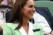 Kate Middleton zablistala u Balmainu na ovogodišnjem Wimbledonu u društvu Rogera i Miroslave Federer